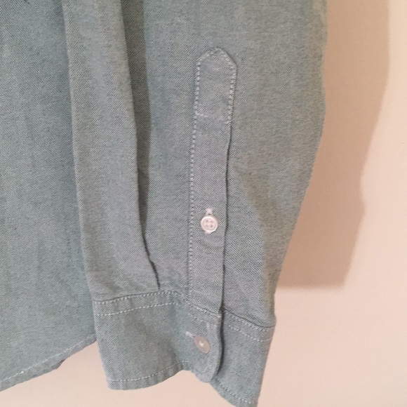 Men’s Gap Oxford Shirt - Picture 3 of 4